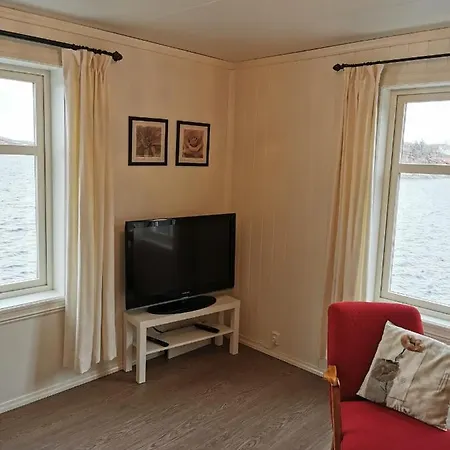 Seaside In Unique Location *